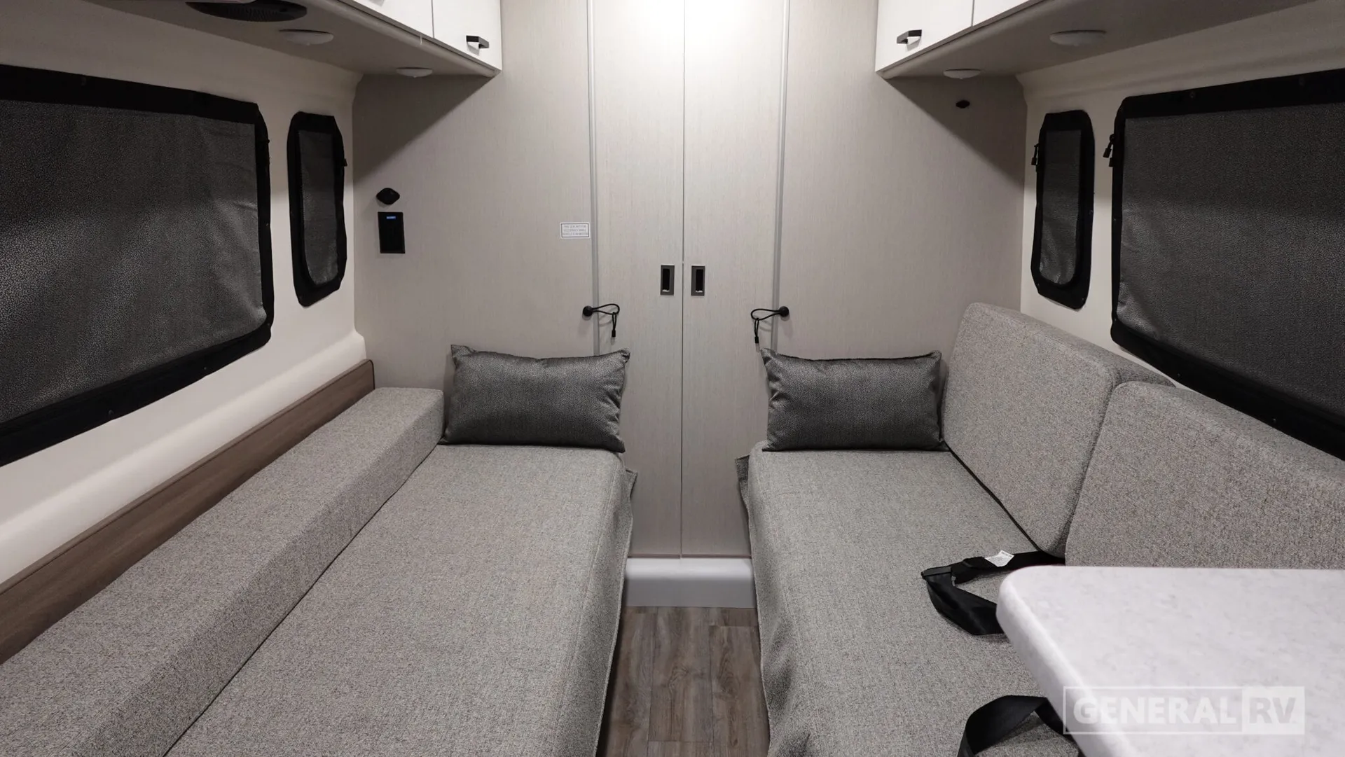 2026 Thor Motor Coach Sequence Sport 20L - Photo 3