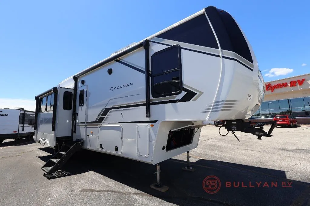 2027 Keystone Cougar 350LLK - Photo 2