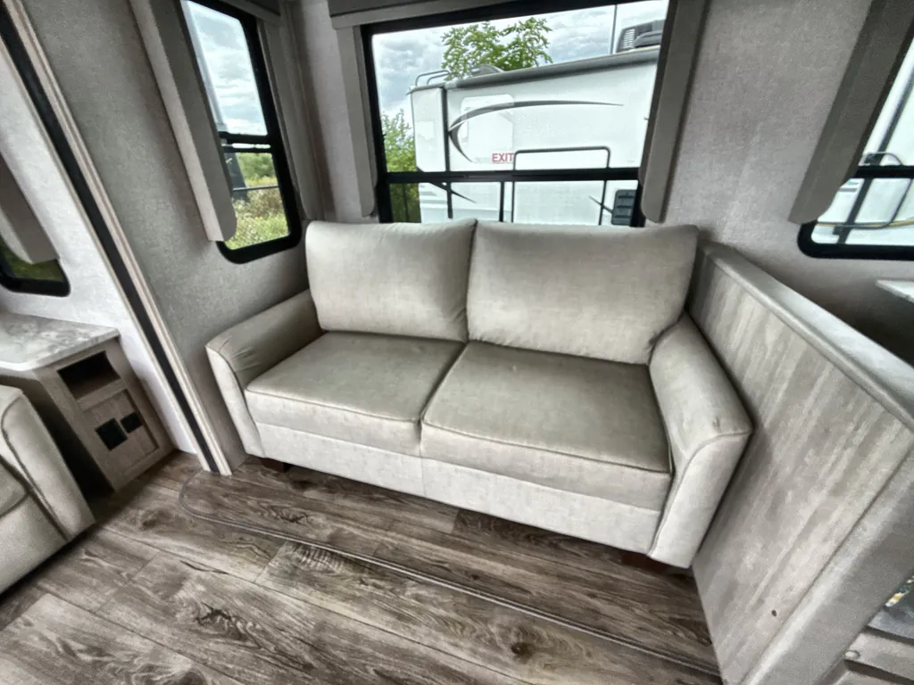 2022 East to West Alta 2850KRL, Photos photo 26