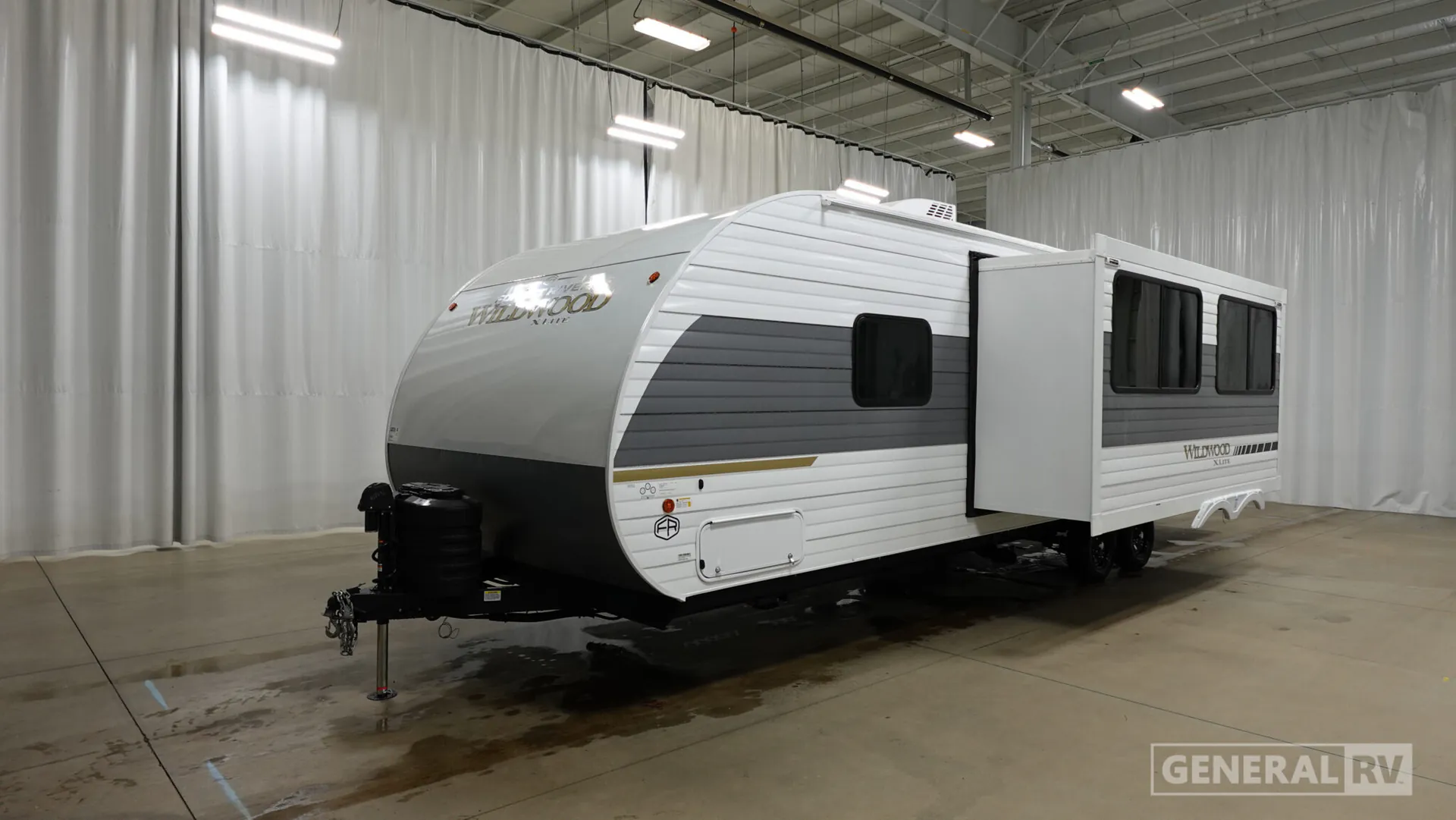 2026 Forest River Wildwood X-Lite 26ICE — Photo 5