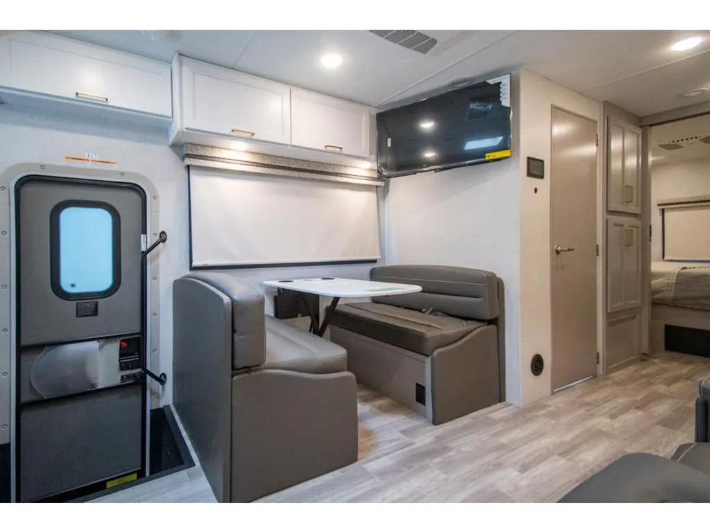 2026 Thor Motor Coach Windsport 29L, Photos photo 8