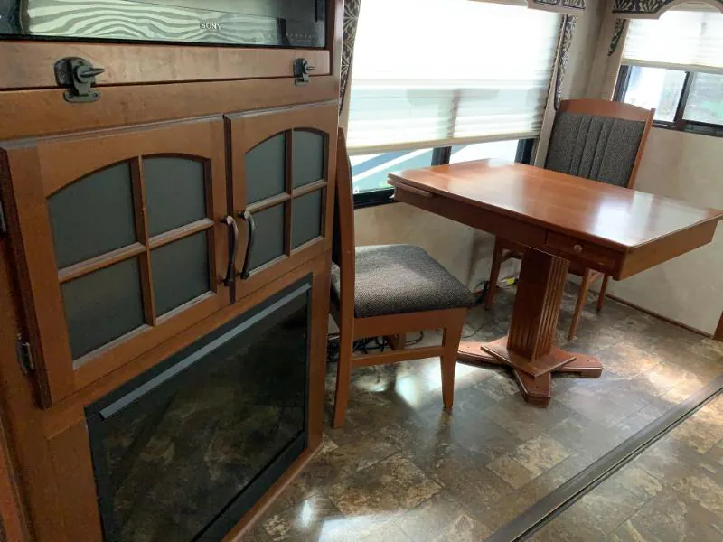 2014 Keystone Montana 3100RL, Photos photo 8