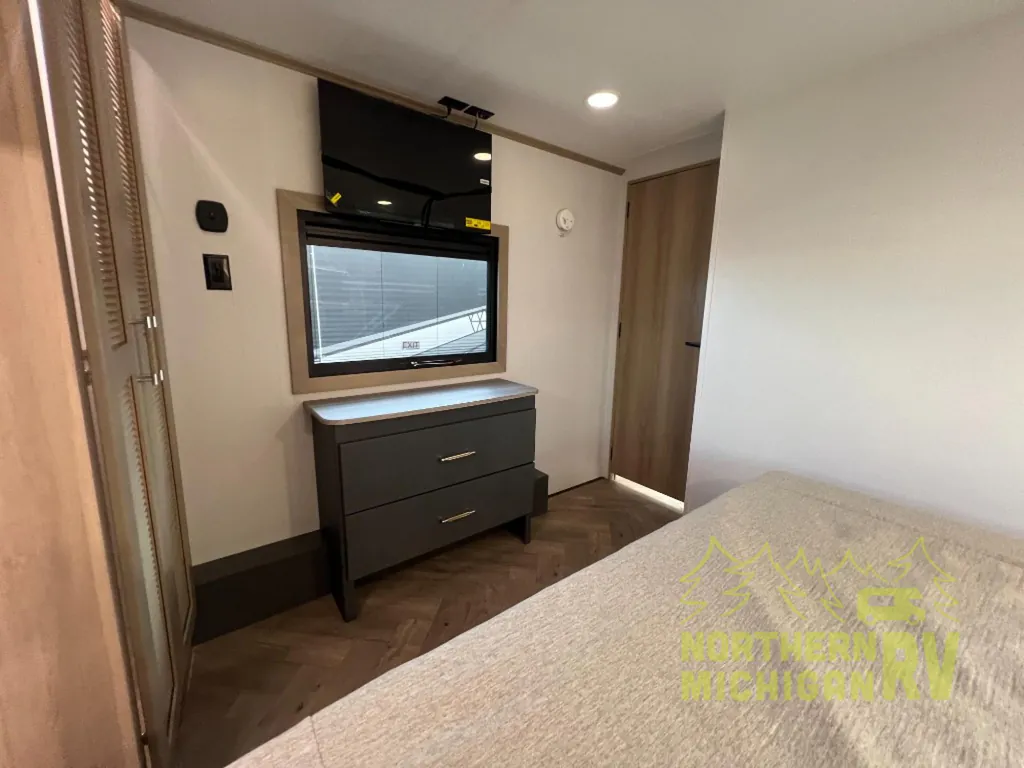 2026 Keystone Raptor 441, Photos photo 27