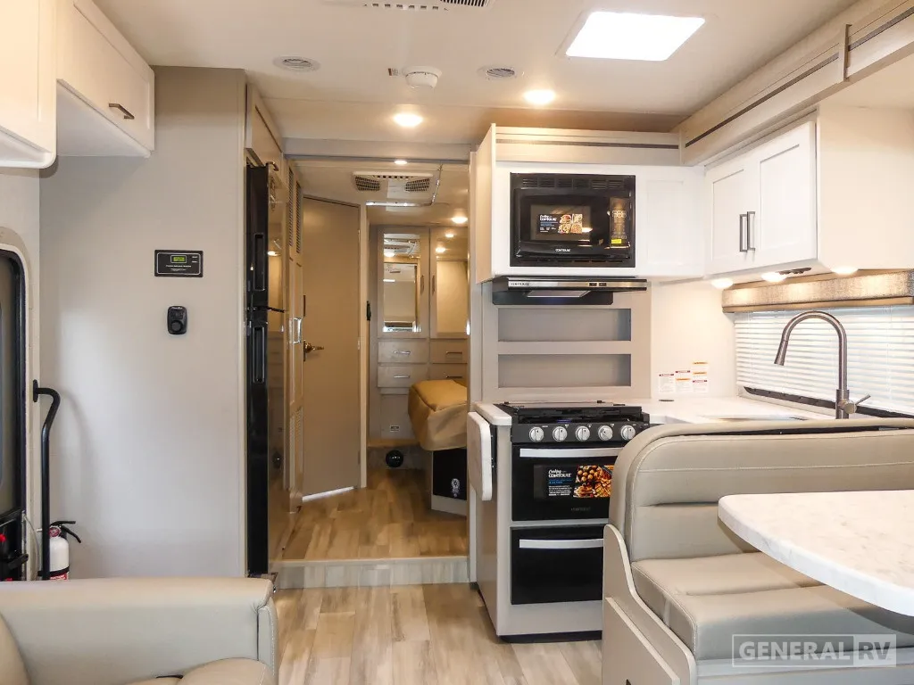 2026 Thor Motor Coach Pasadena SE SE29 - Photo 3