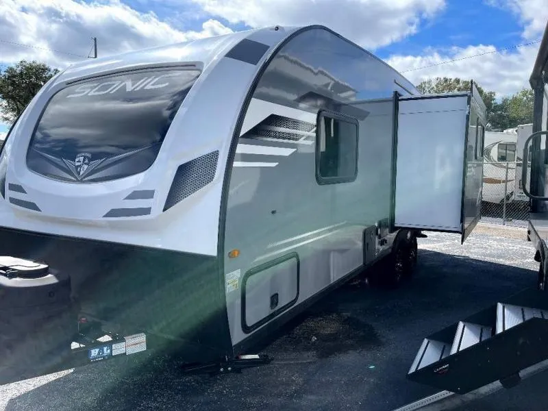2024 Venture RV Sonic SN231VRL - Photo 4