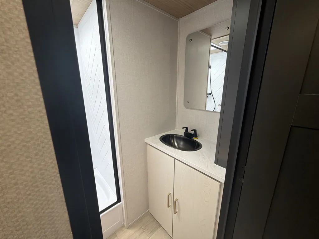 2027 Forest River Vibe 3400SB, Photos photo 17