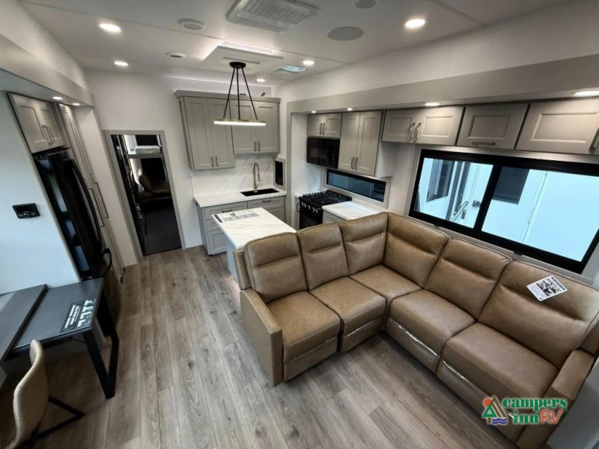 2025 Brinkley Model G 3970 - Photo 4