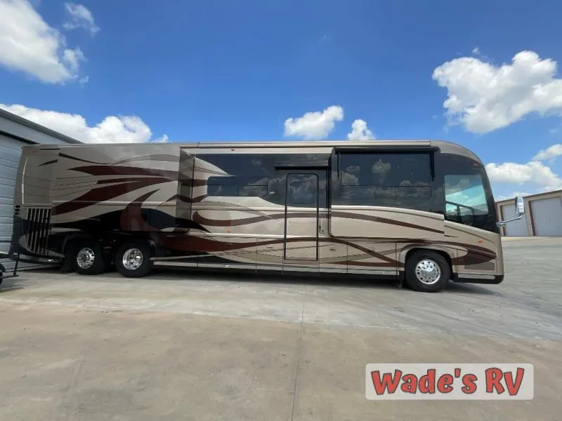 2007 Newell Coach CUSTOM Used    #802 - Photo 2