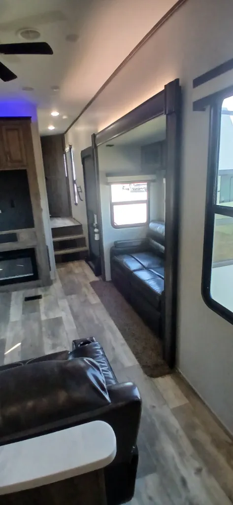 2020 Forest River Sandpiper 39BARK, Photos photo 29