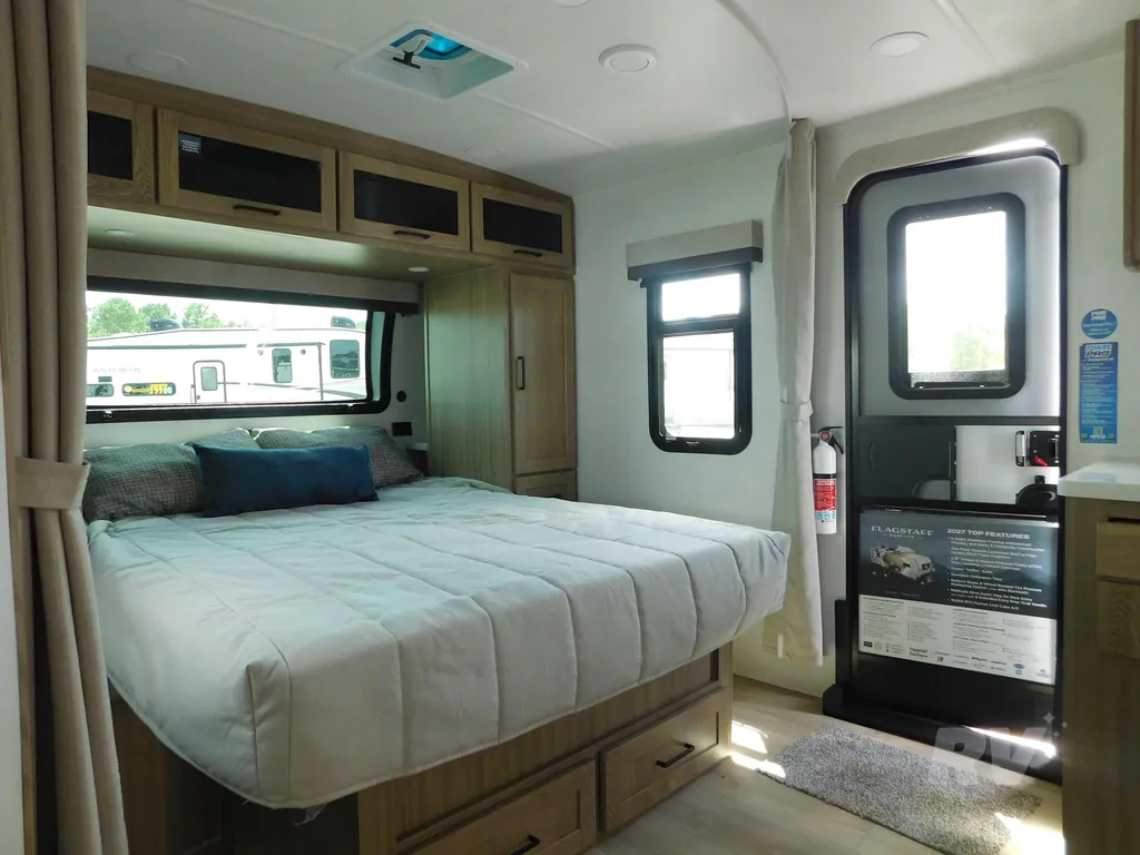 2027 Forest River Flagstaff Micro Lite 22LKS, Photos photo 15