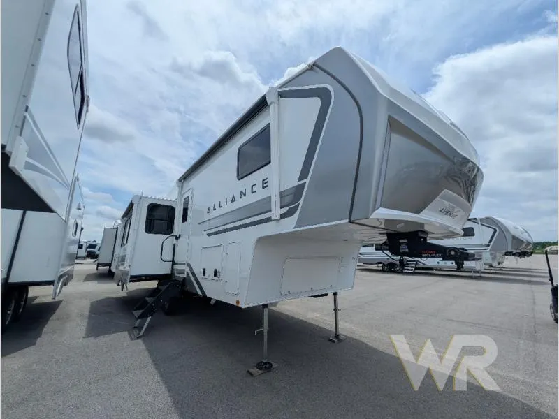 2027 Alliance RV Avenue 29RL - Photo 2