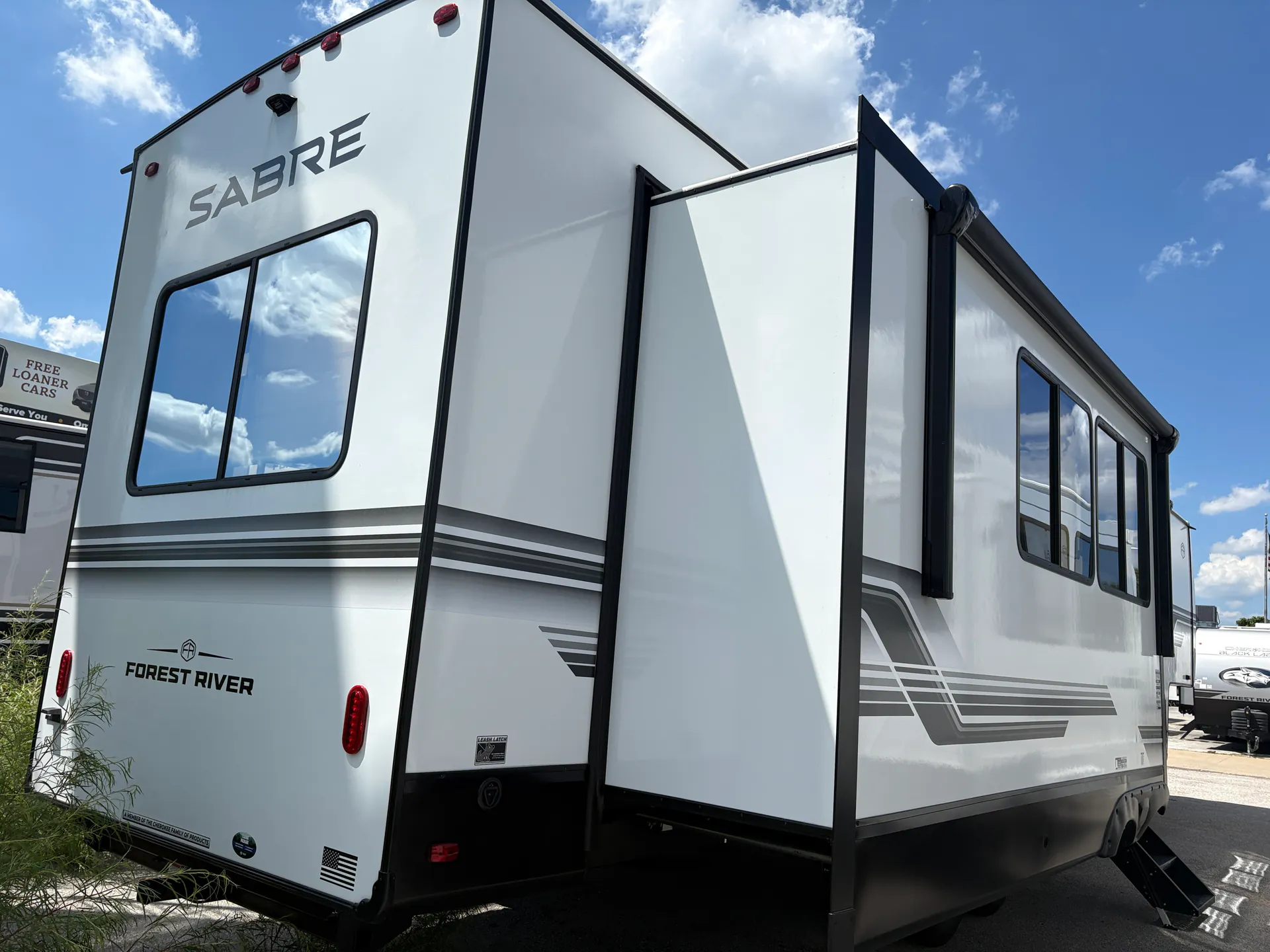 2027 Forest River Sabre 36EST — Photo 5