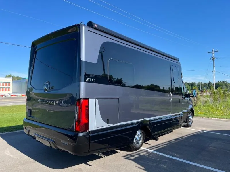 2027 Airstream Atlas 25RT New    Std. Model - Photo 4