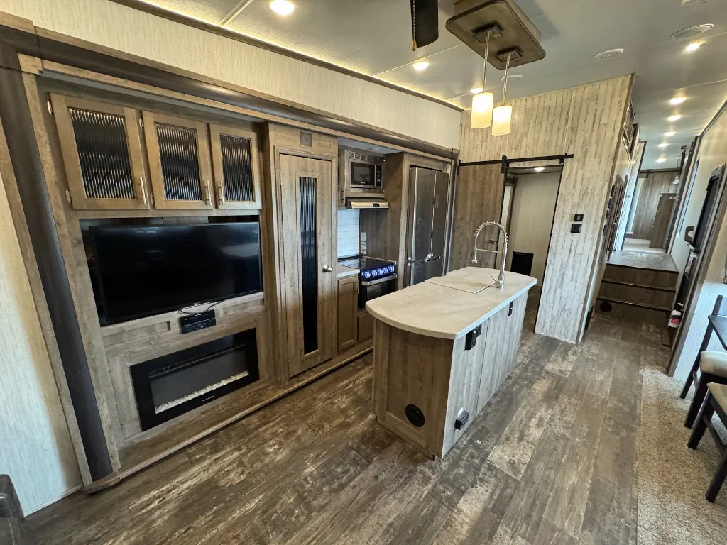 2019 Forest River Sabre 36BHQ, Photos photo 53