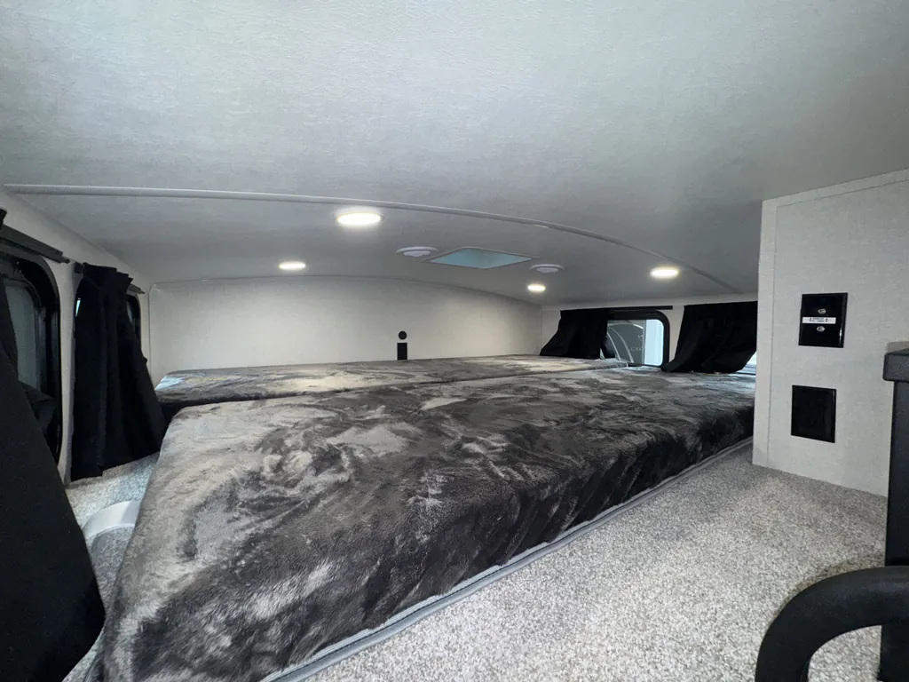 2026 Jayco North Point 395DSDB, Photos photo 27