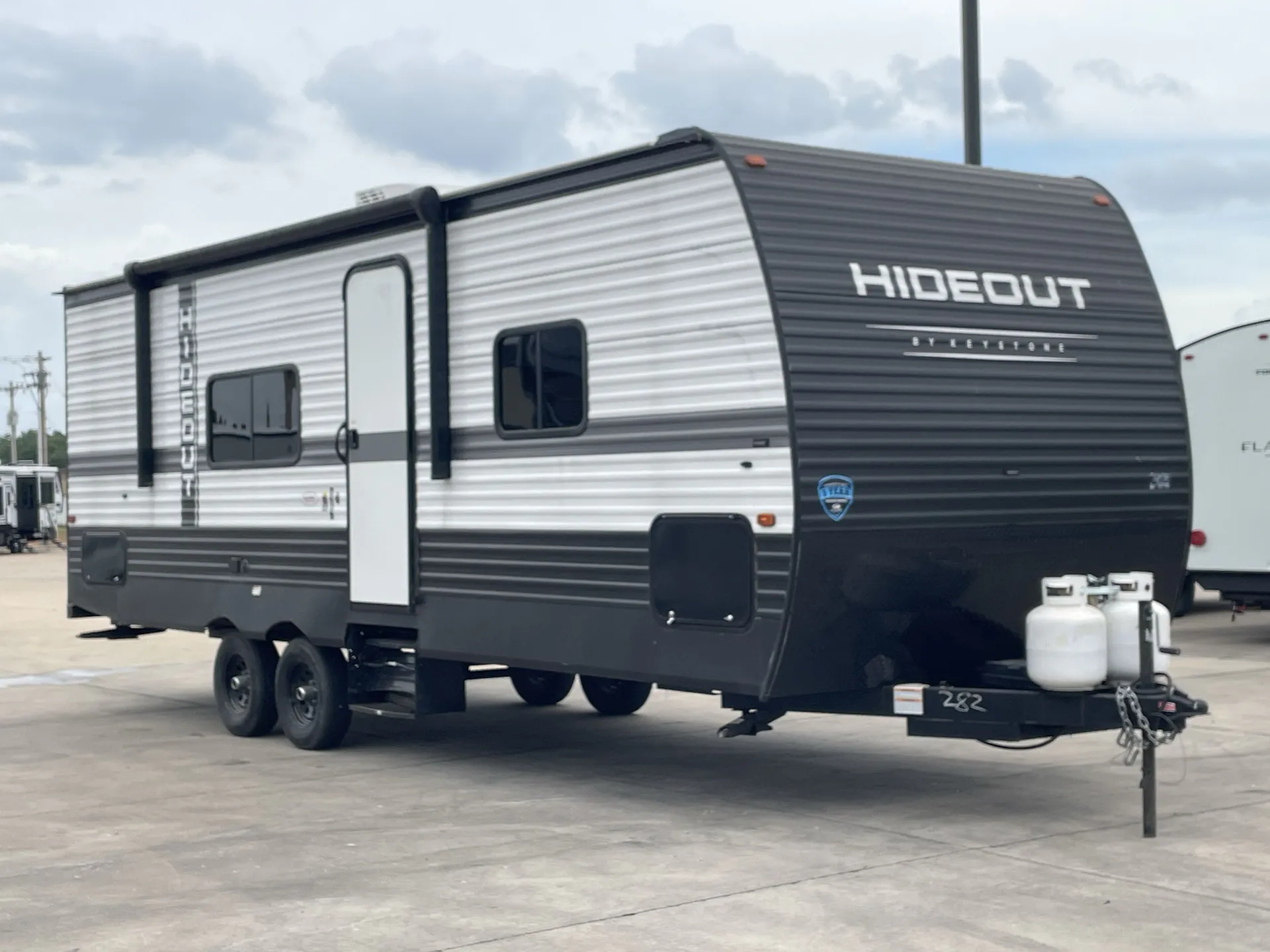 2024 Keystone Hideout Sport 240BH - Photo 2