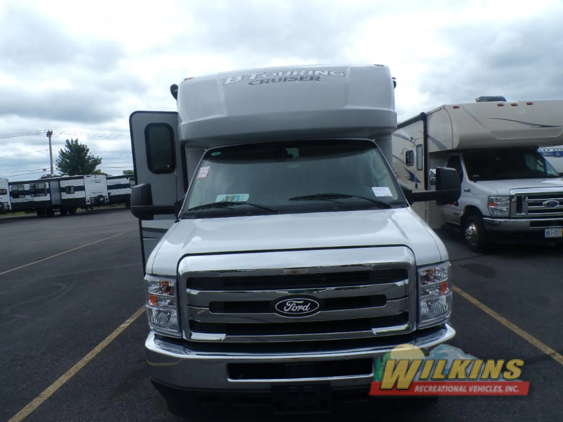 2026 Gulf Stream RV BT Cruiser 5245 - Photo 2