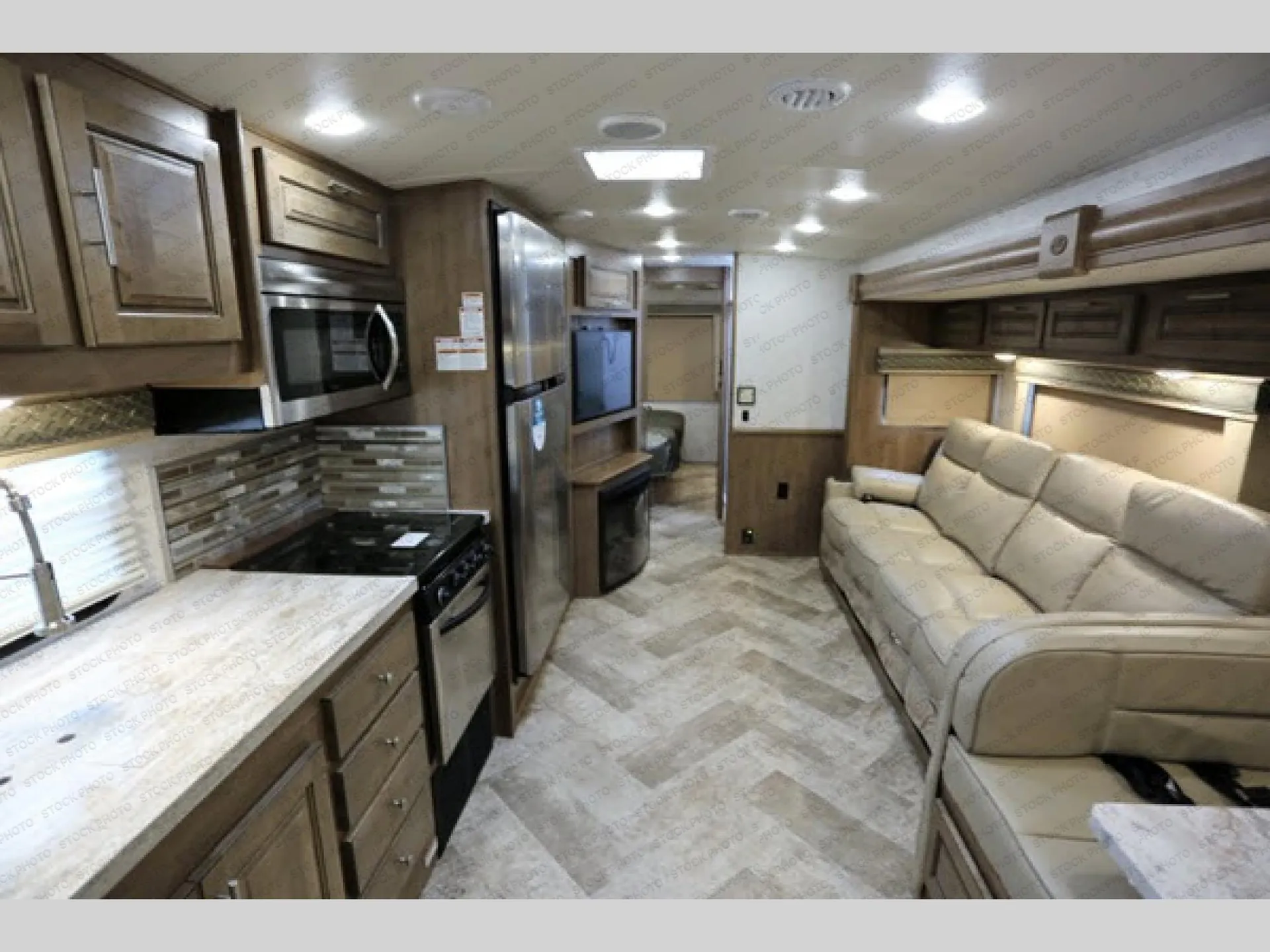 2020 Forest River Georgetown 5 Series GT5 31L5 - Photo 2