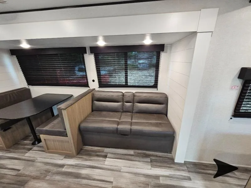 2026 Jayco Jay Flight SLX 261BHS - Photo 4