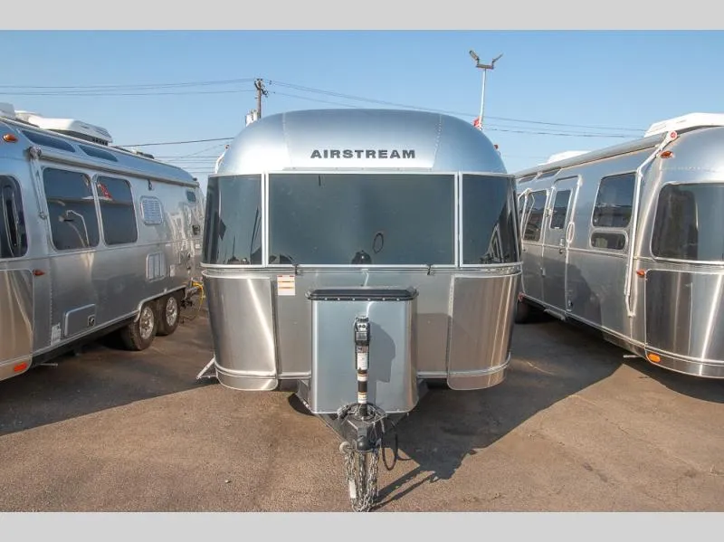 2024 Airstream Flying Cloud 30RB Twin - Photo 3