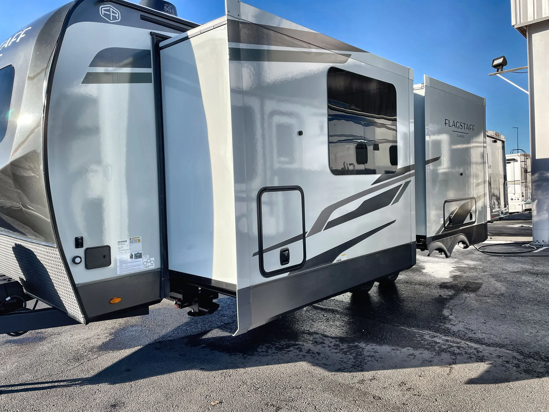 2026 Forest River Flagstaff Classic 826MBR — off campside