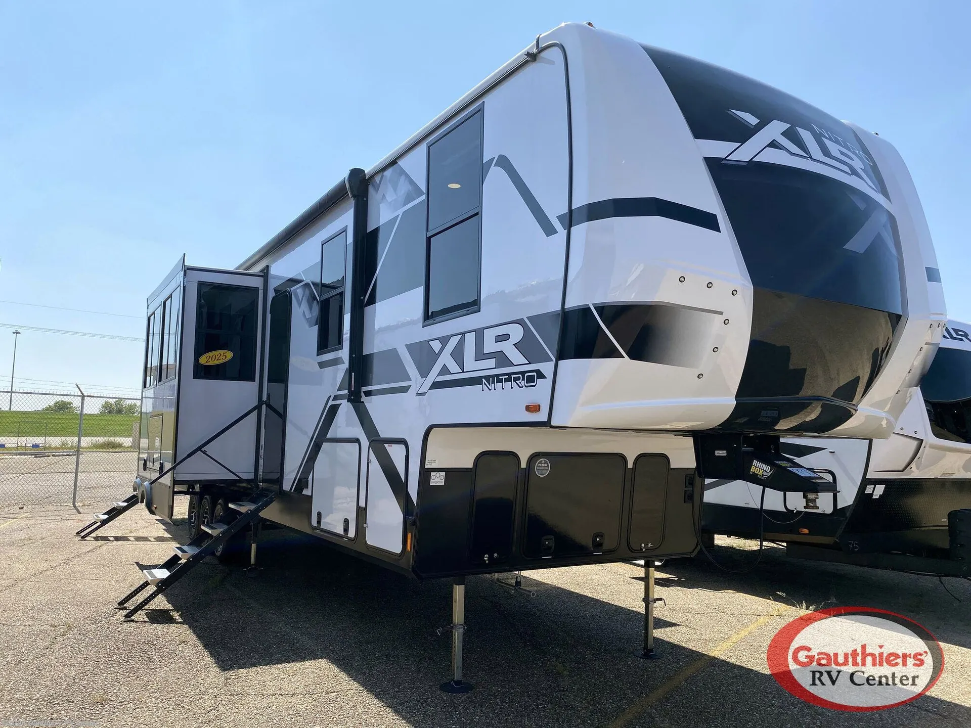 2025 Forest River XLR Nitro 39G15 - Photo 2