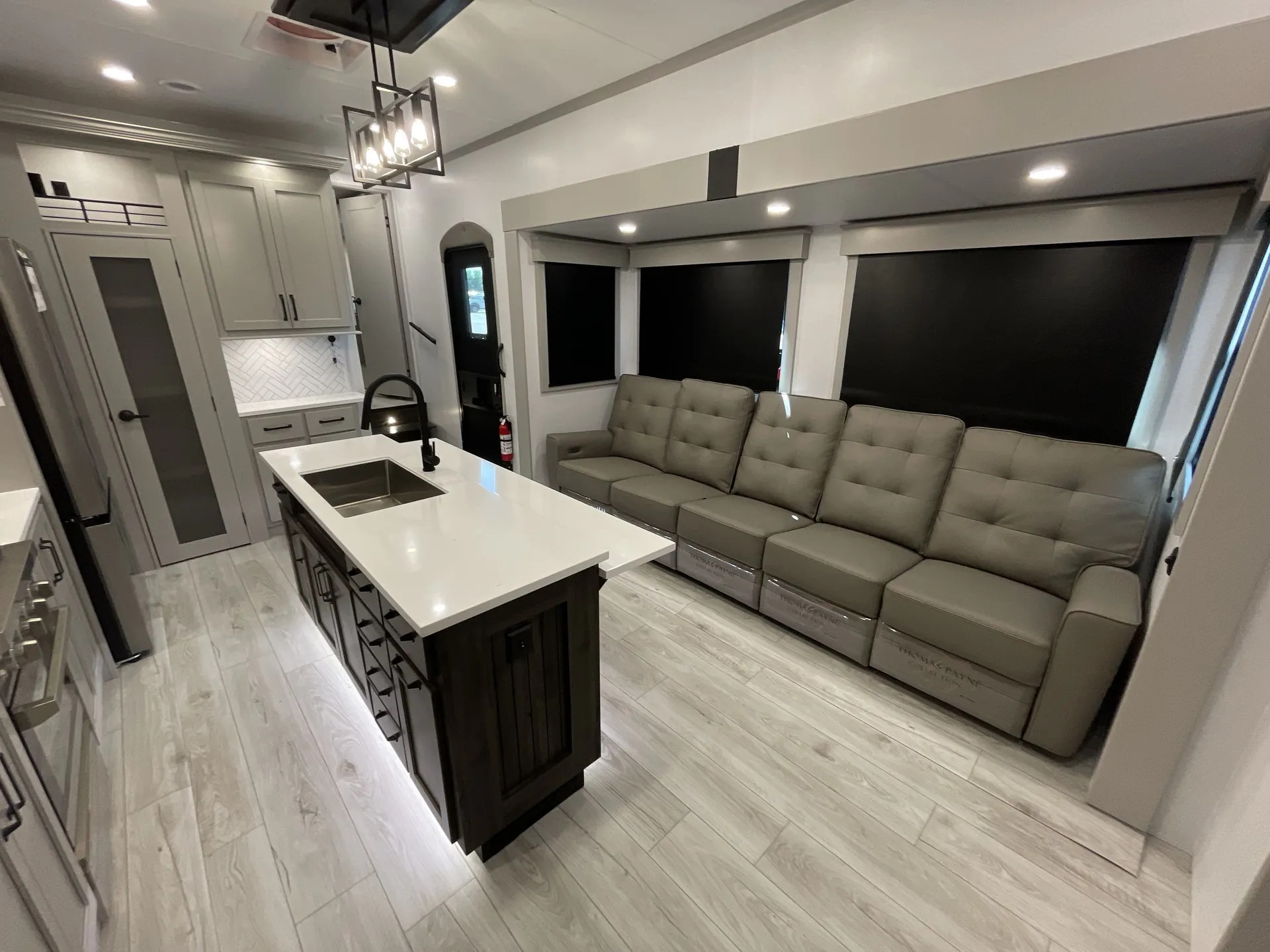 2026 Keystone Montana High Country 397FB — living area main