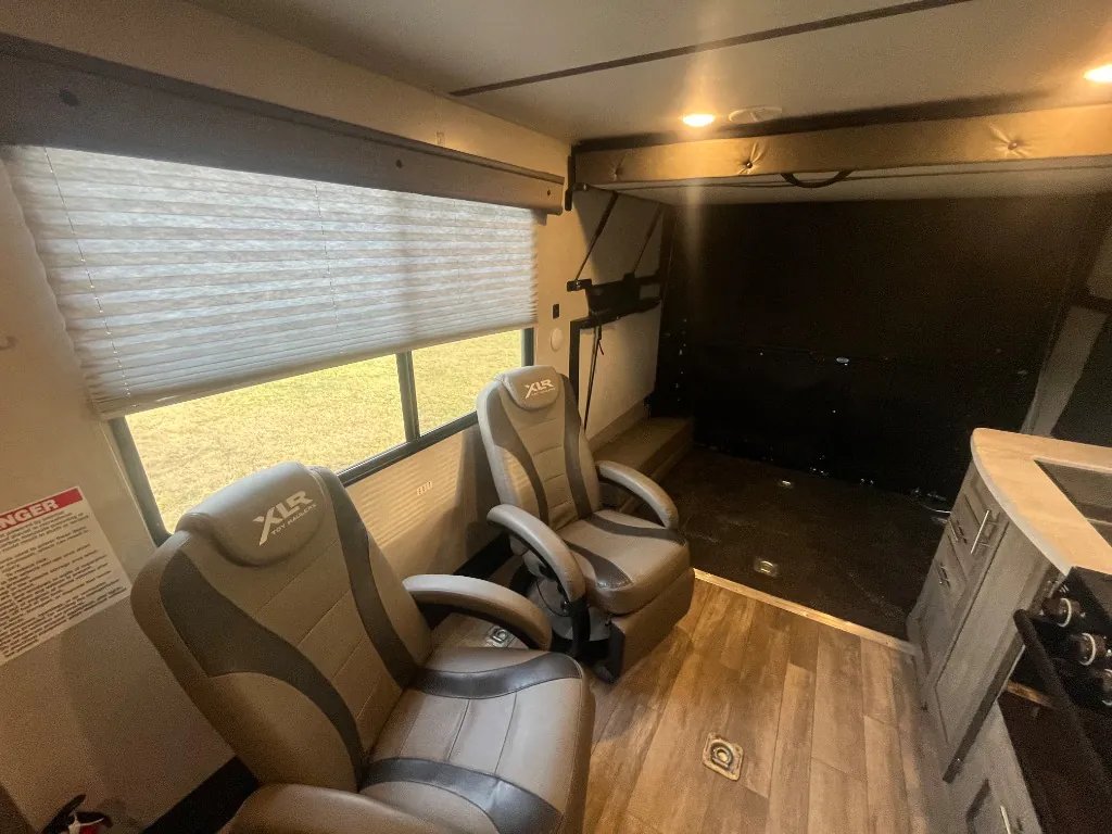 2022 Forest River XLR Micro Boost 25LRLE, Photos photo 15