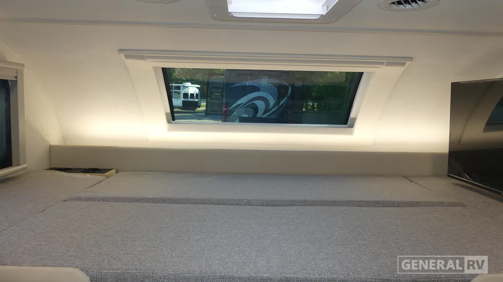 2026 Thor Motor Coach Quantum HS31, Photos photo 13