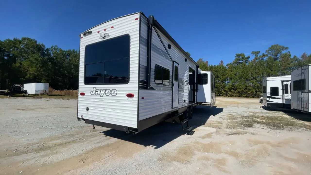 2026 Jayco Jay Flight Bungalow 401FLTS DS - Photo 4