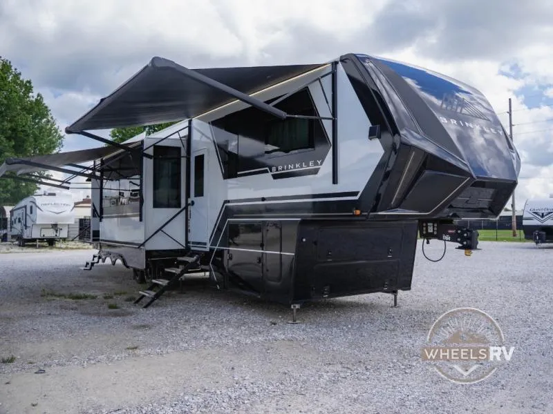 2025 Brinkley Model G 4100 - Photo 2
