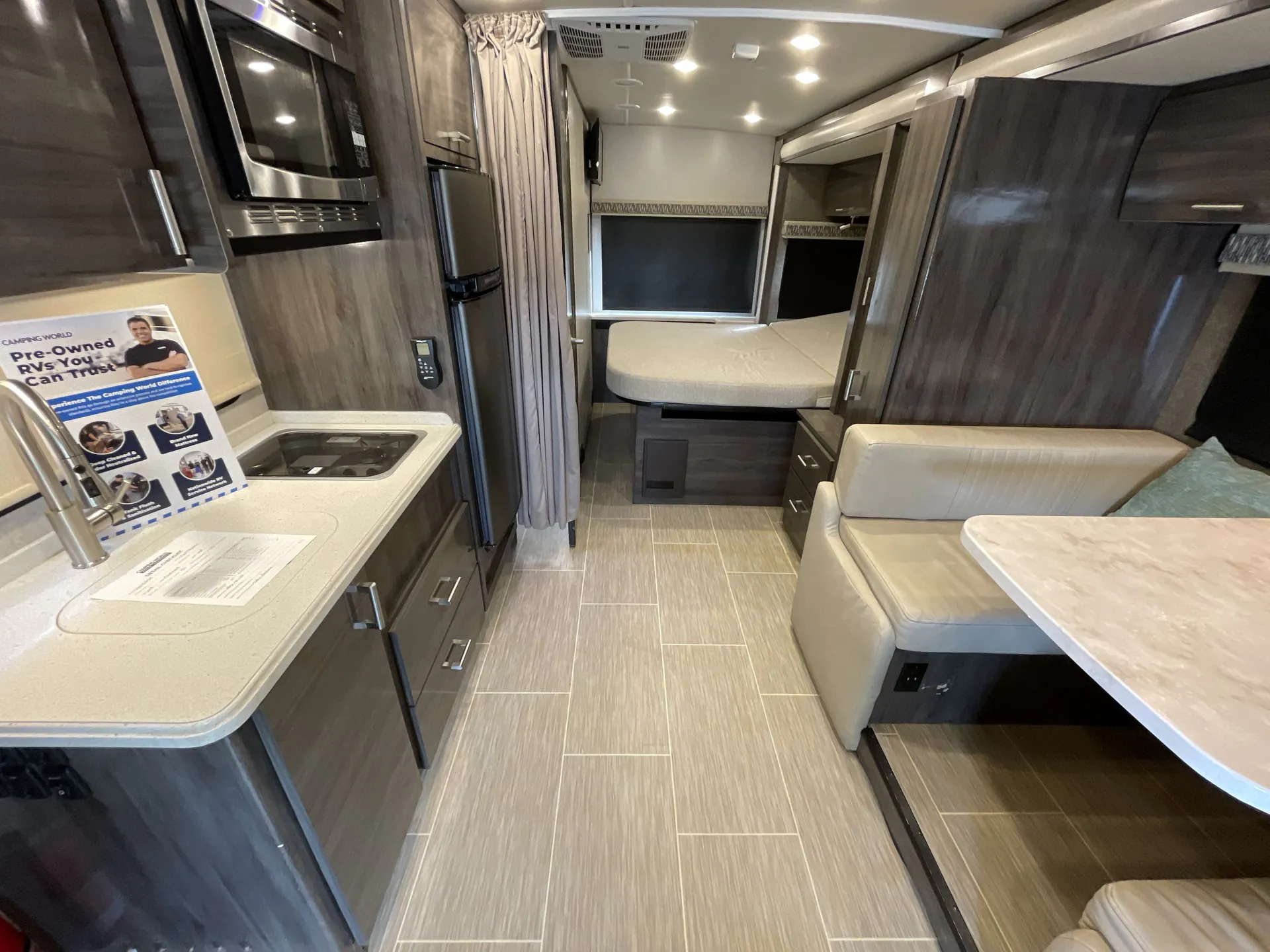 2019 Fleetwood Pulse 24B — driver seat