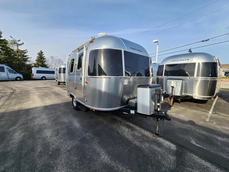2024 Airstream Bambi 16RB - Photo 2