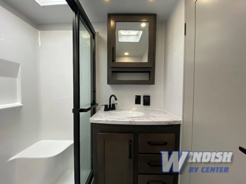 2026 Keystone Montana 385BR, Photos photo 19