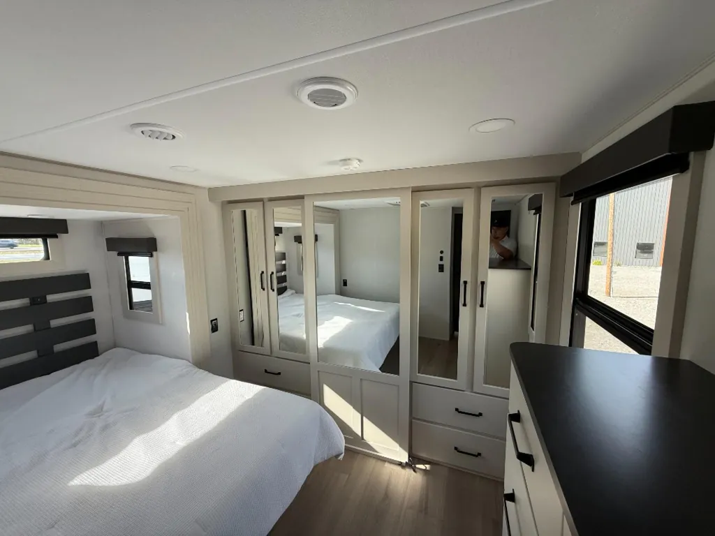 2026 Grand Design Momentum 399M, Photos photo 64