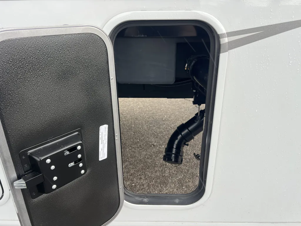 2027 Entegra Coach Vision XL 36C, Photos photo 43