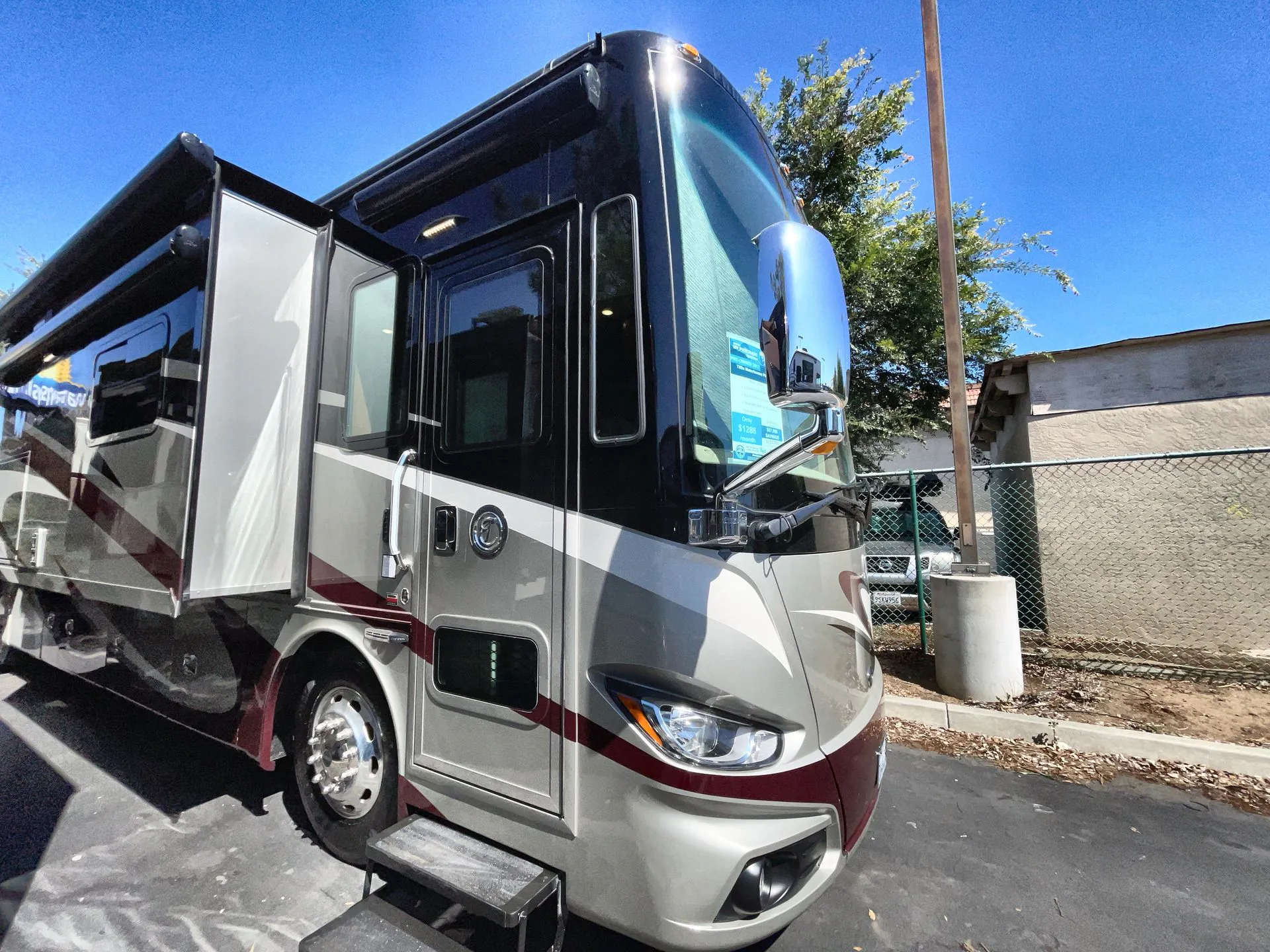 2017 Tiffin Phaeton 40 QKH - Photo 3