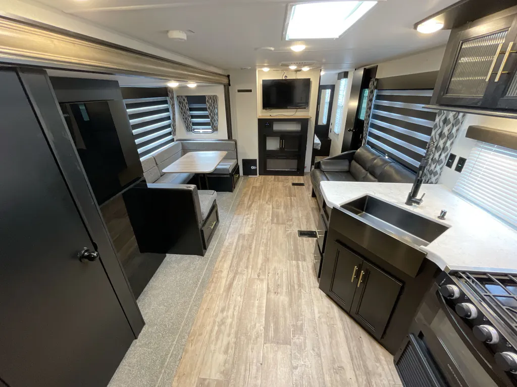 2022 Forest River Cherokee 274BRB, Photos photo 3