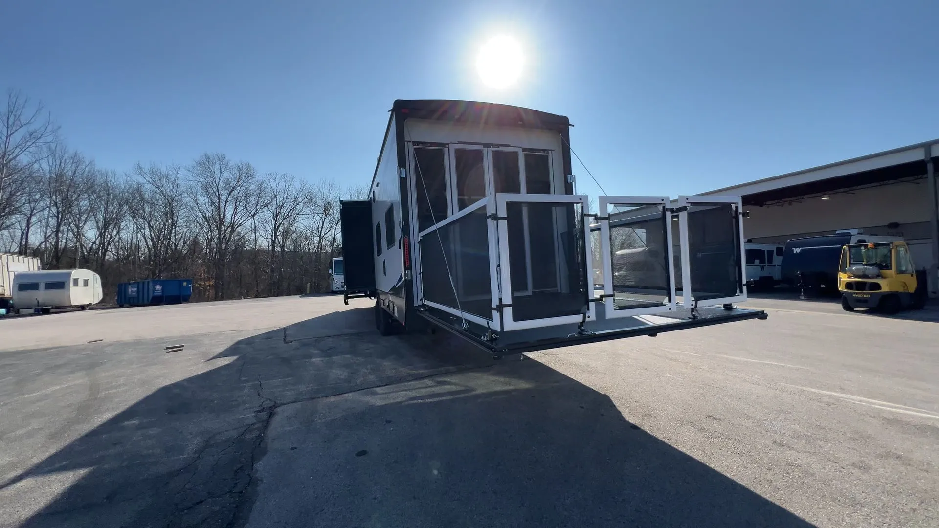 2026 Forest River Cherokee Rogue Armored 32L132 - Photo 2