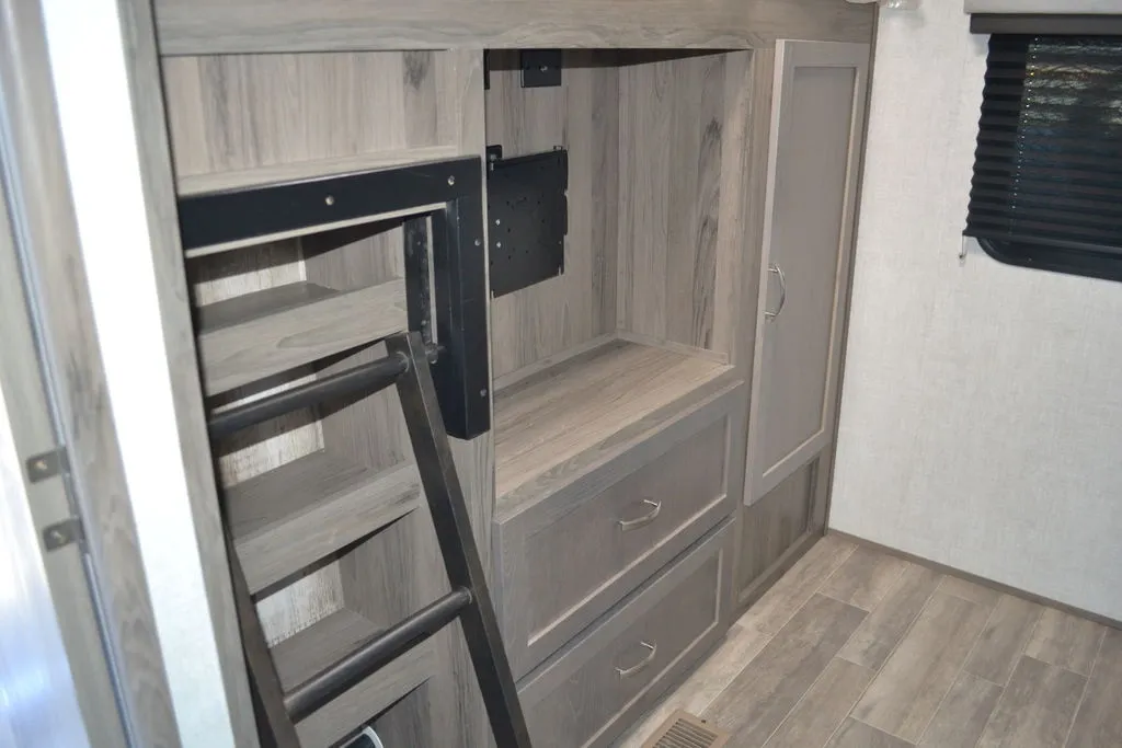 2024 Gulf Stream Envision 333BH, Photos photo 45