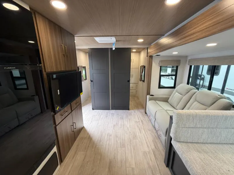2027 Forest River Vibe 2900KB, Photos photo 19