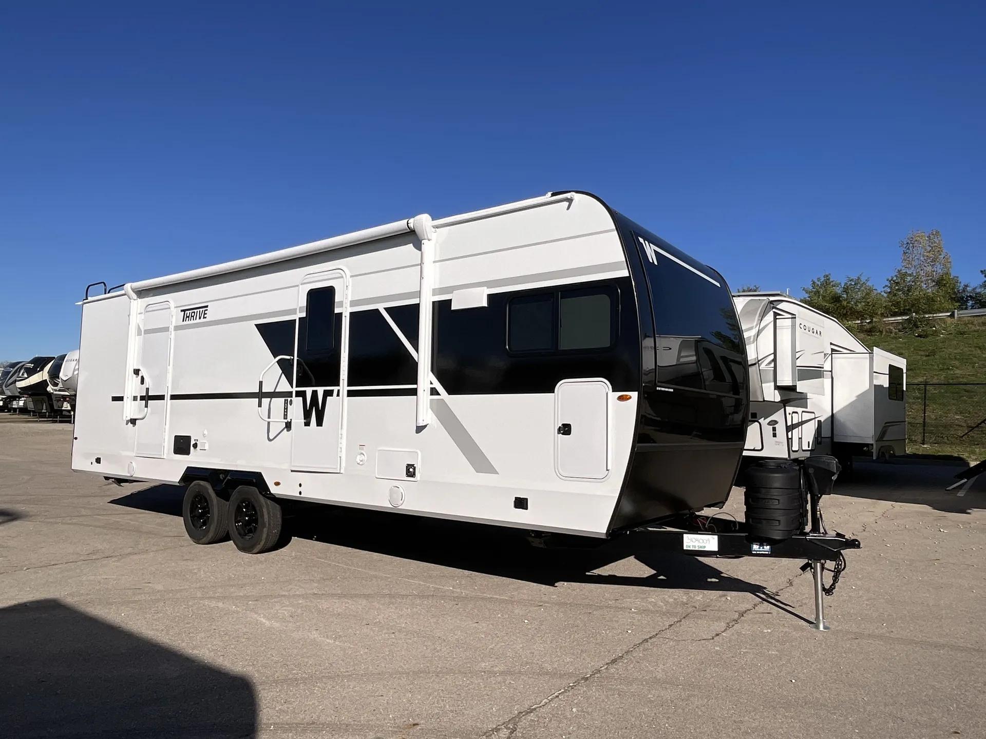 2026 Winnebago Thrive 26FKD - Photo 2