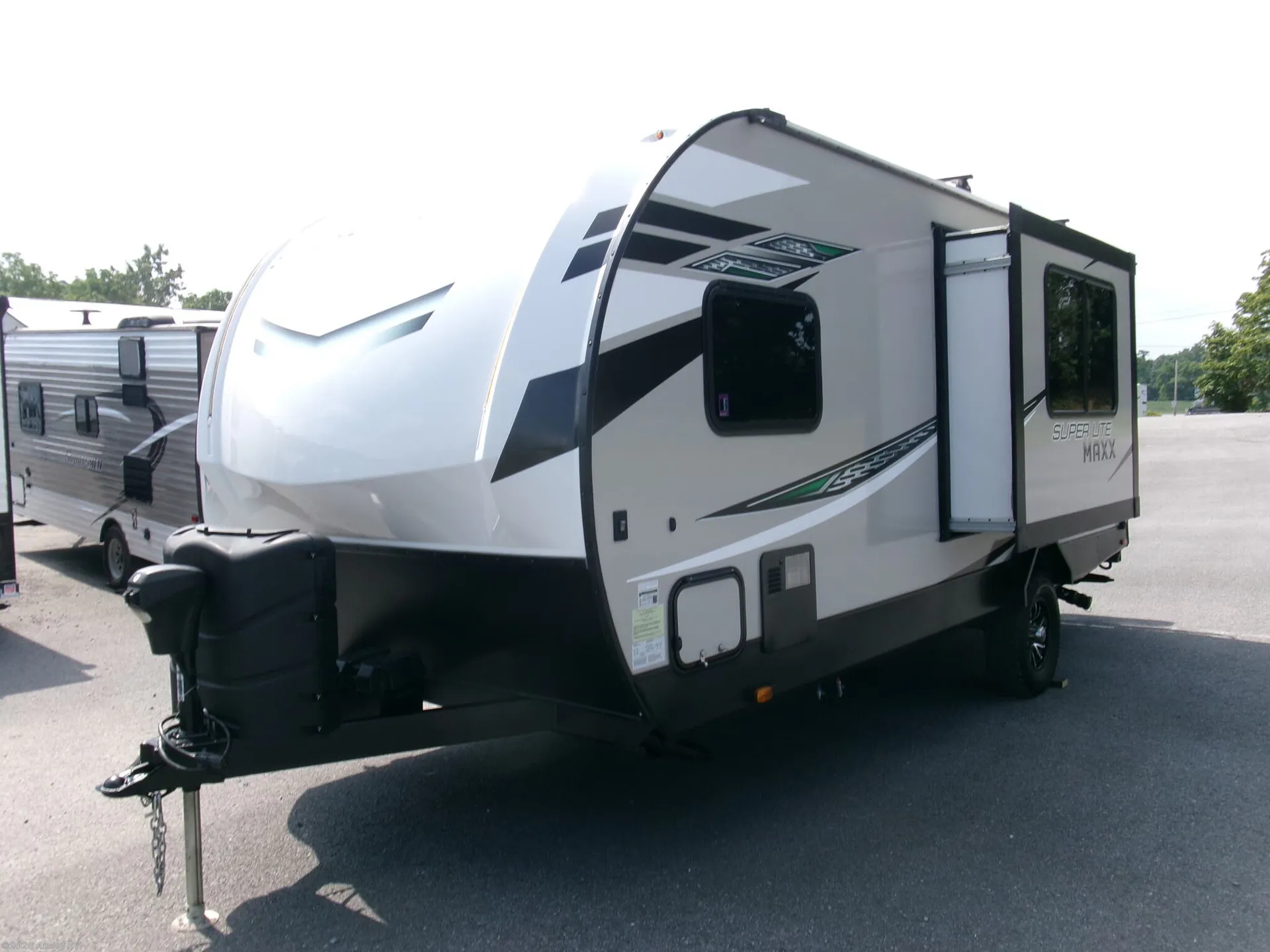 2022 Starcraft Super Lite Maxx 18RBS dealer photo 6 from Ansley RV