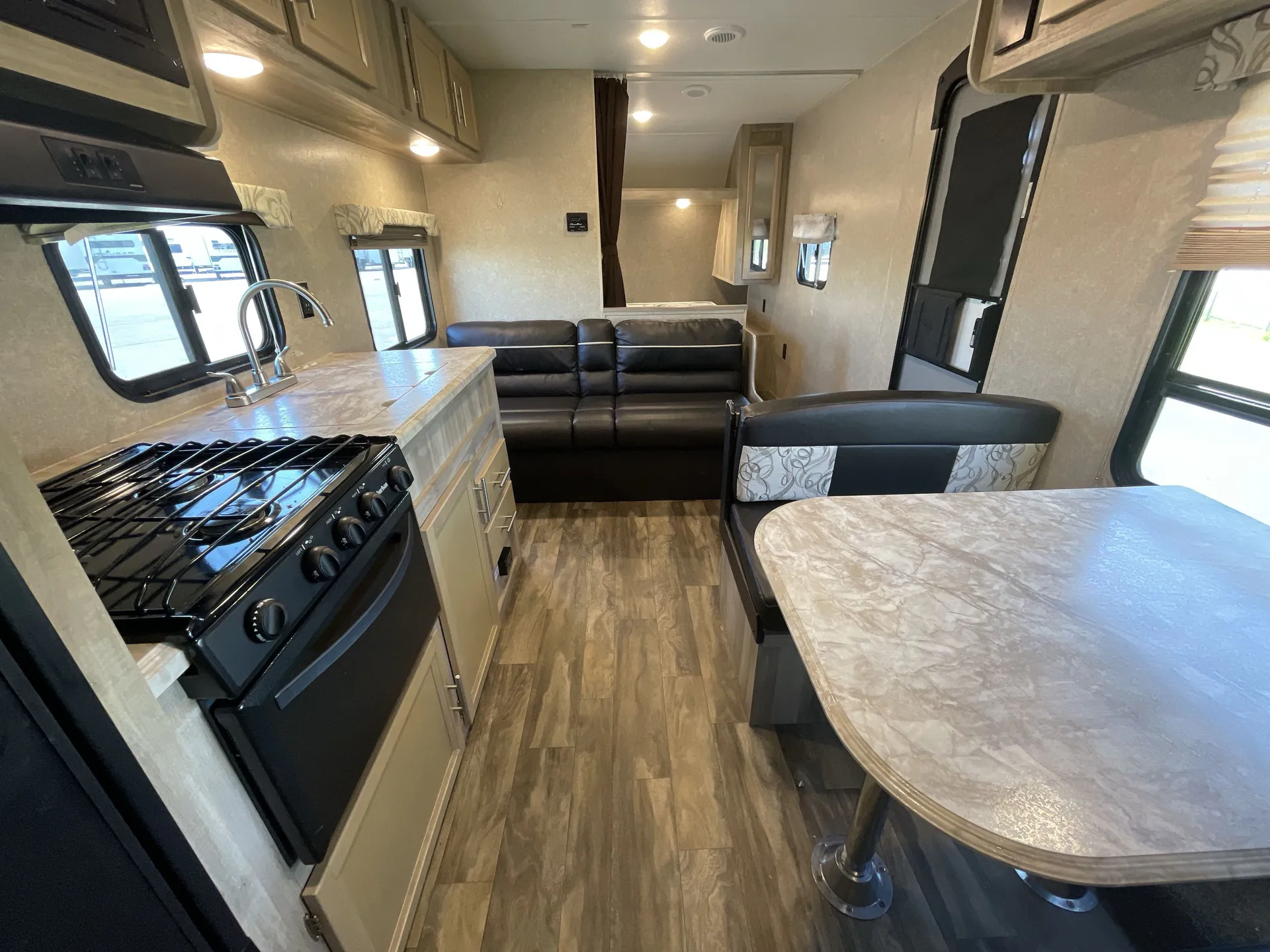 2019 Coachmen Catalina SBX 261BH — living area main