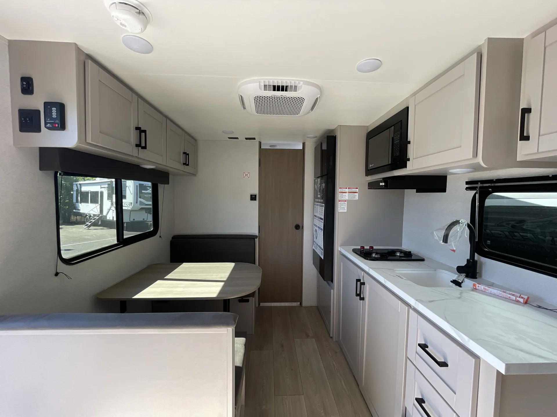 2027 Jayco Jay Flight 175FQW — living area main