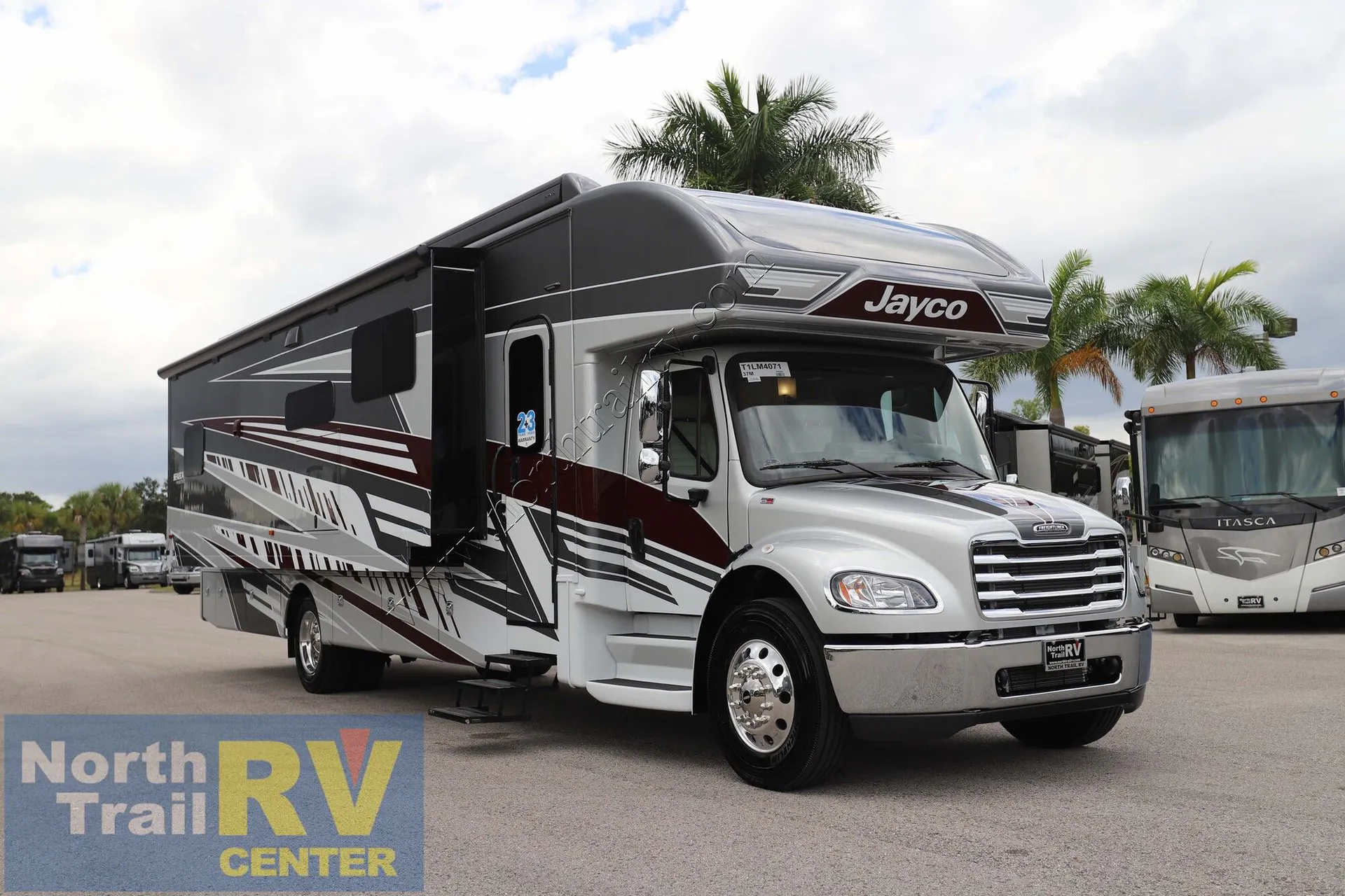 2026 Jayco Seneca Prestige 37M - Photo 2