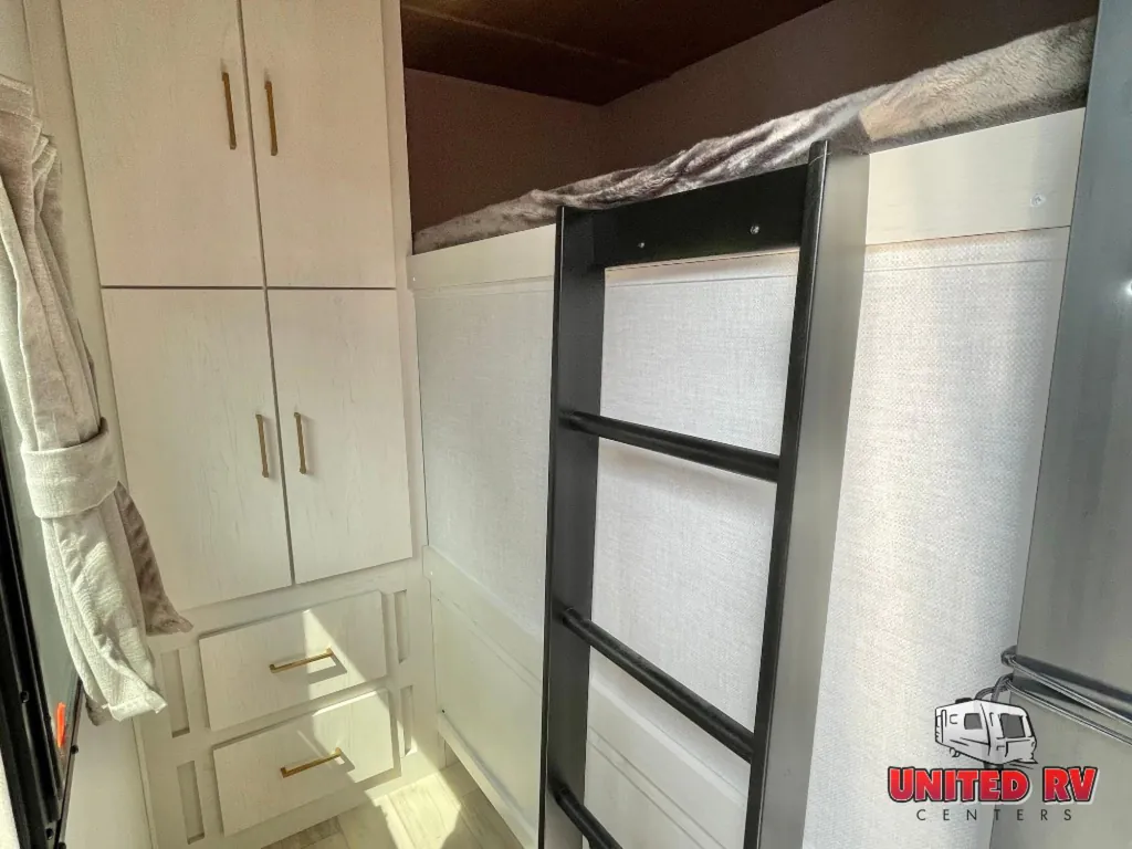 2027 Forest River Vibe 2900KB, Photos photo 22
