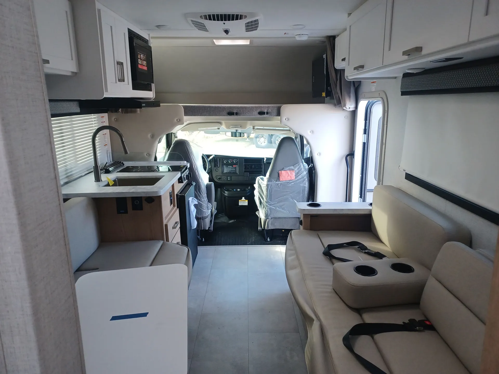 2026 Thor Motor Coach Freedom Elite 19HX - Photo 4