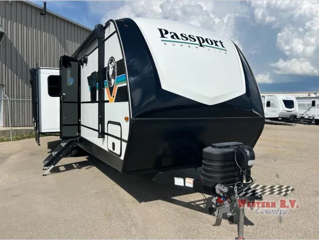 2025 Keystone Passport 2870RL - Photo 3
