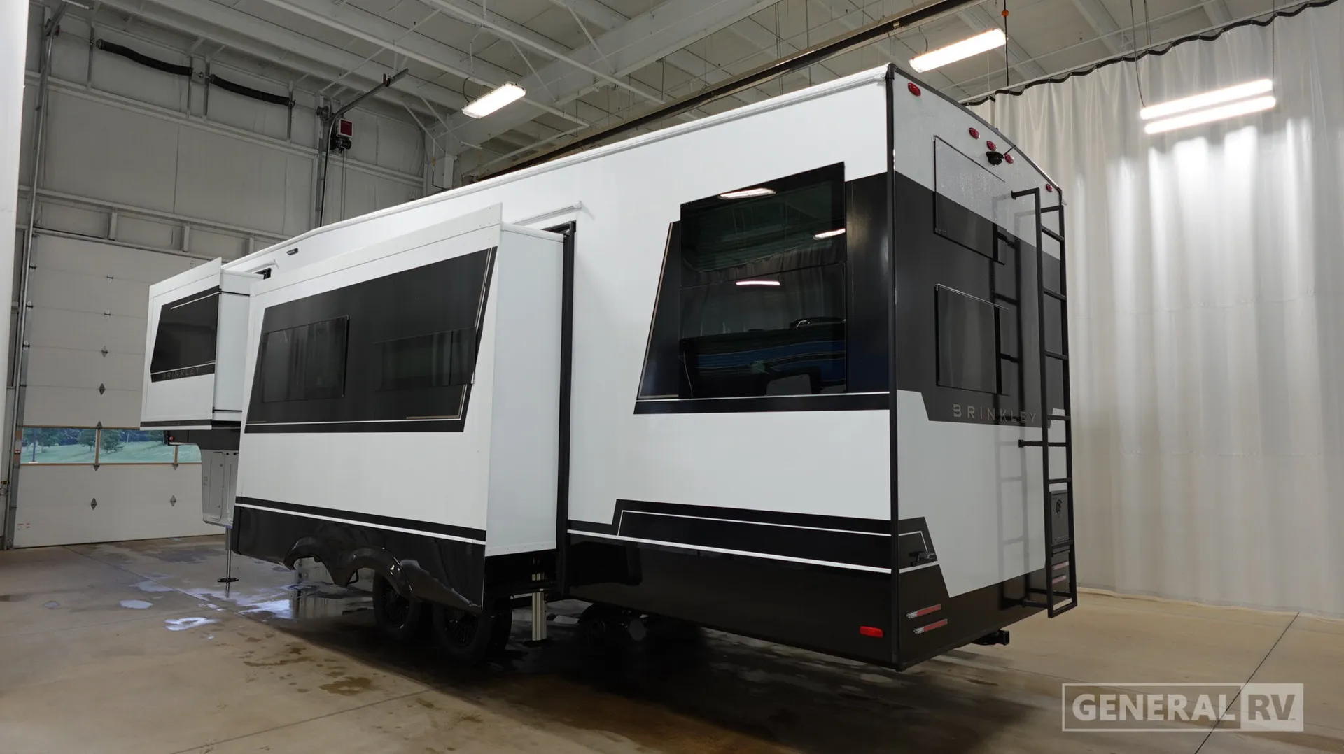 2027 Brinkley Model Z 3210 - Photo 4